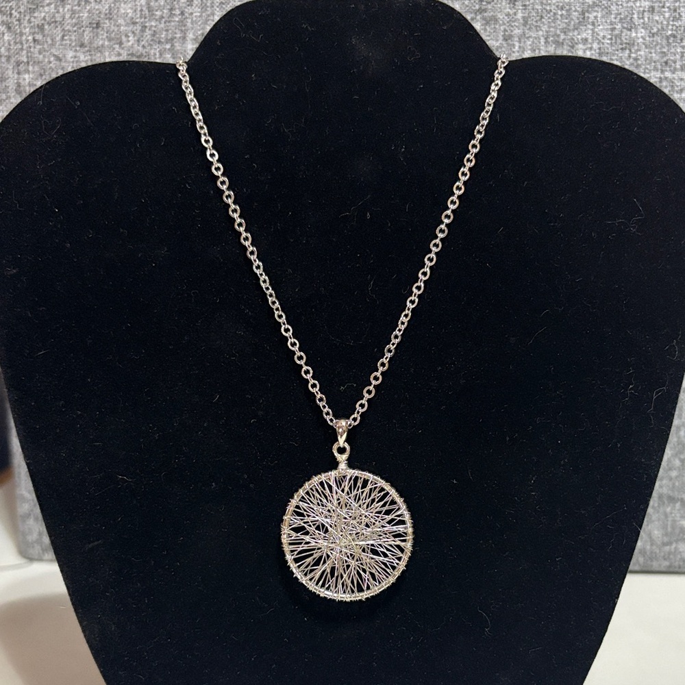 Silver Wire Wrap Pendant Necklace